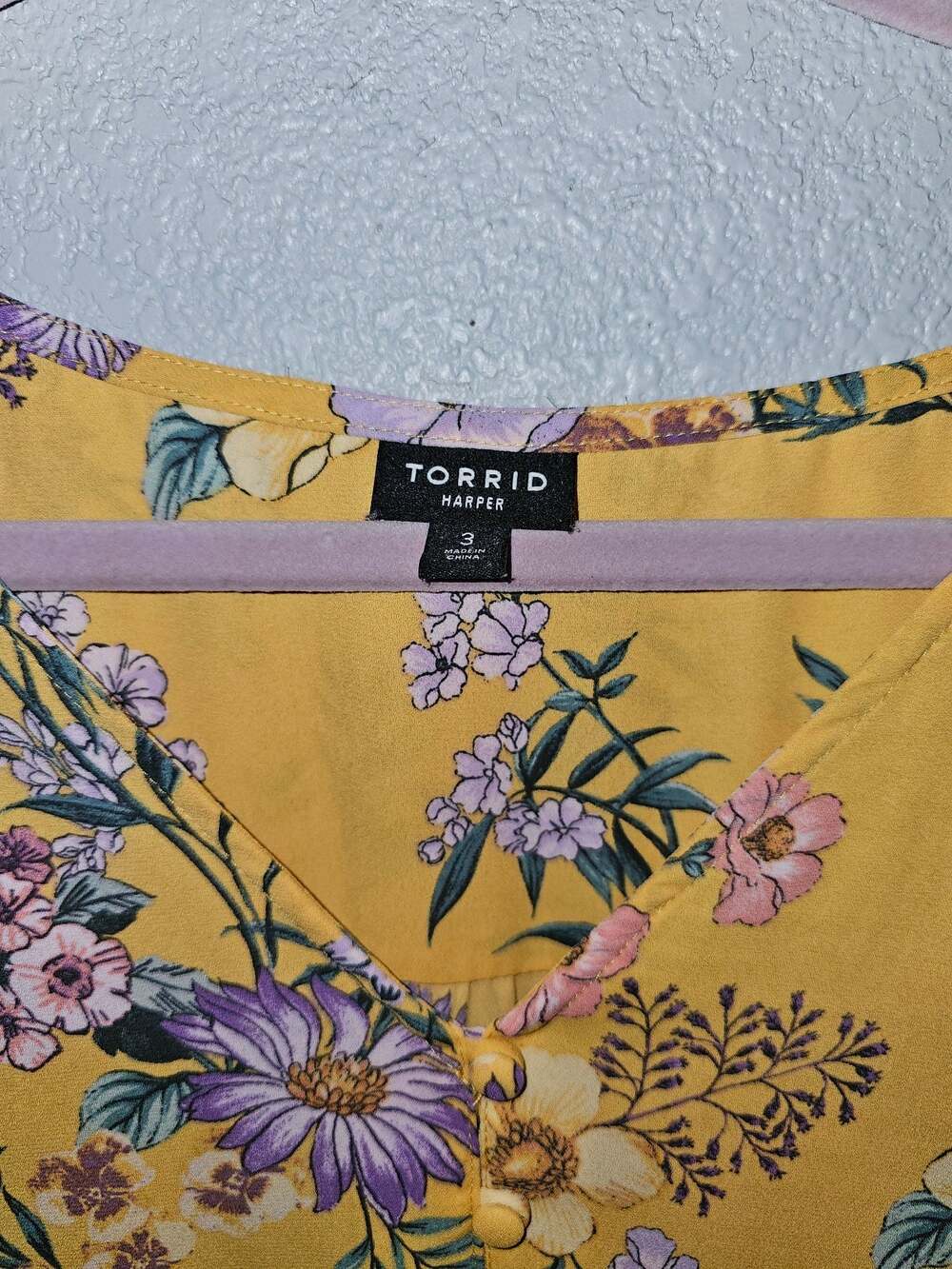 Torrid Harper Yellow Floral V-Neck Flutter Sleeve Blouse Size 3
